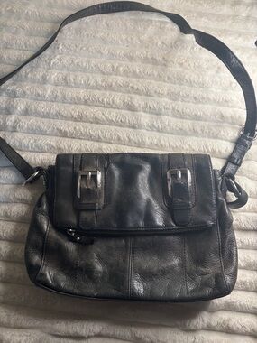 b. makowsky Black Leather Buckle-Front Crossbody Bag